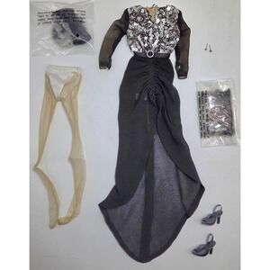 Tonner-Dick Tracy 16" Doll Outfit Tess Trueheart "Heartthrob" (As shown)